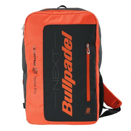 Compra la mochila de padel Next BPM-22008 en negro y naranja