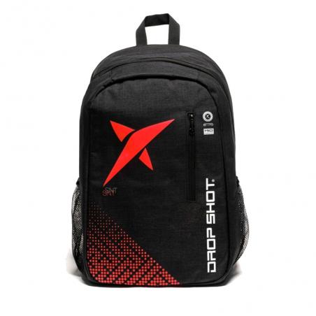 Compra la mochila de pádel Essential en color rojo una bolsa de la colección Drop Shot que es perfecta para llevar tus materiales a todas las competiciones